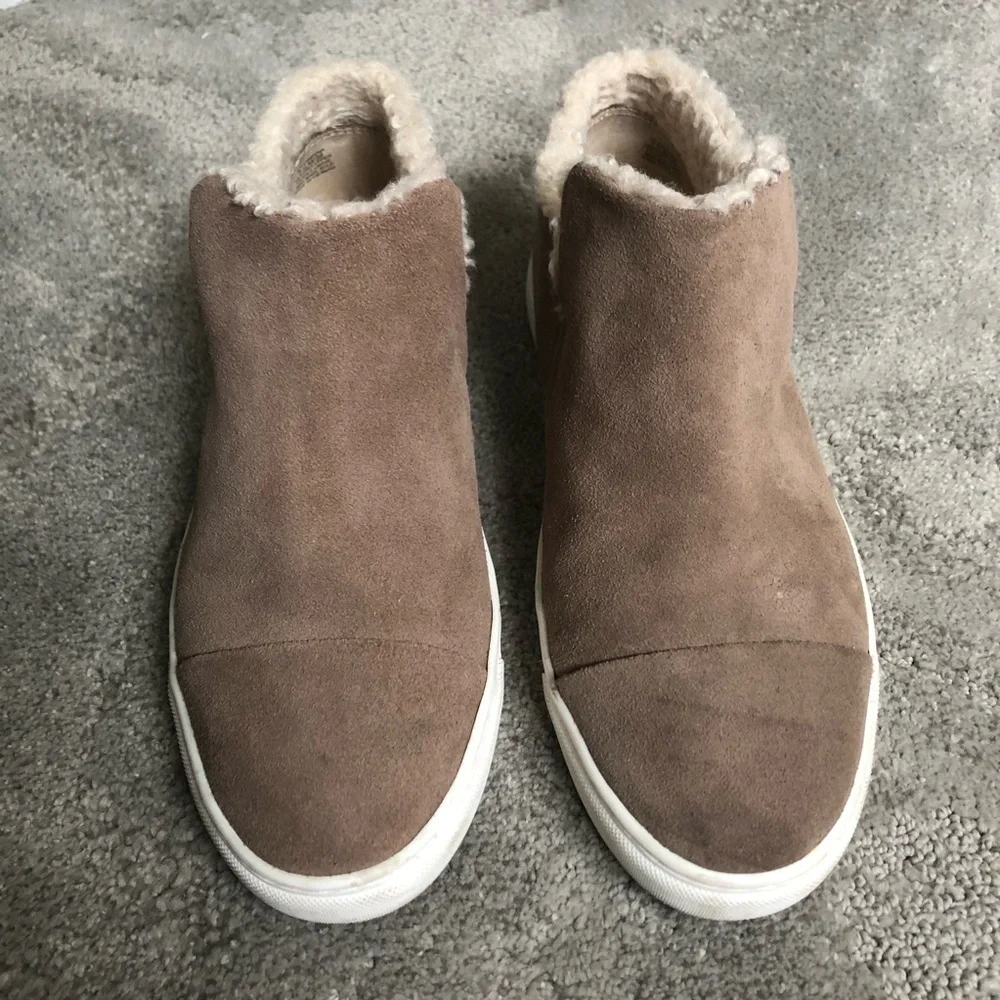 Lucky Brand Faux Fur Lined Lyndyna Mid-Top Sneaker